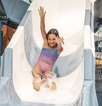 SPLASH WATER PARK - MAGIC WORLD RESORT